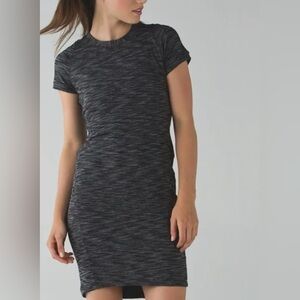 Lululemon Women's & Go Where To Short Sleeve Dress, Size 4